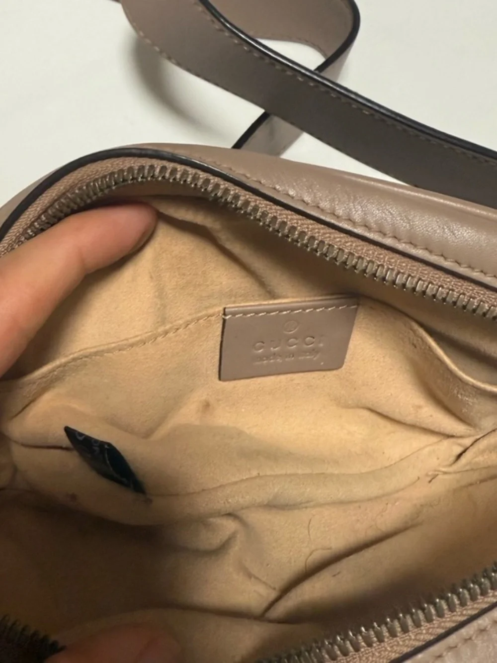 GG Marmont Matelassé Belt Bag - Picture 4 of 8